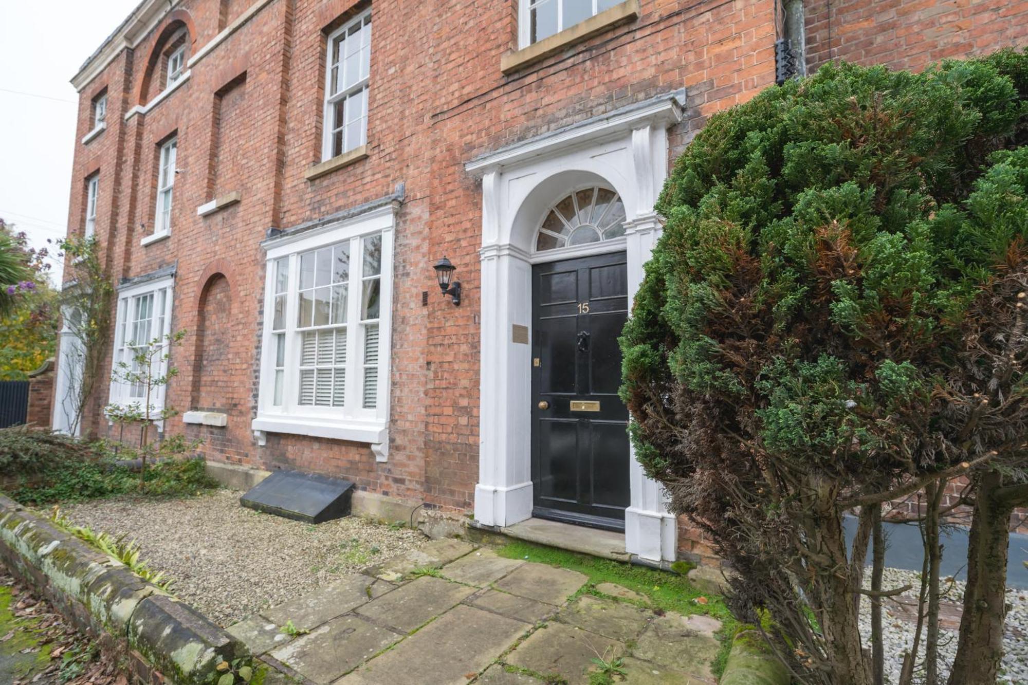 Church Apartment Shrewsbury Exterior photo